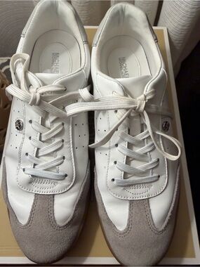 MICHAEL Michael Kors Women’s White Leather Sneakers with Gray Suede Toe 8.5M